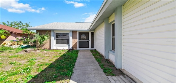 3175 Arrowhead LANE Kissimmee Florida, 34746 | Charming Home