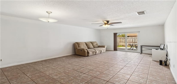 3175 Arrowhead LANE Kissimmee Florida, 34746 | Charming Home
