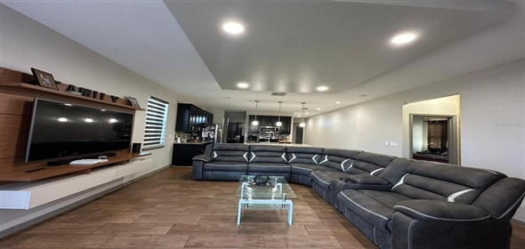 3100 Rocky River ROAD Kissimmee Florida, 34746 | Perfect Blend of Style and Comfort Home