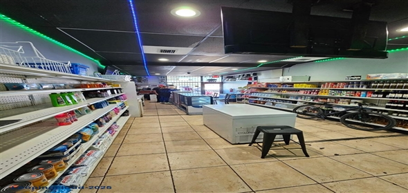 MIAMI, FL 33142 Miami Florida, 33142 | Nice Grocery Store