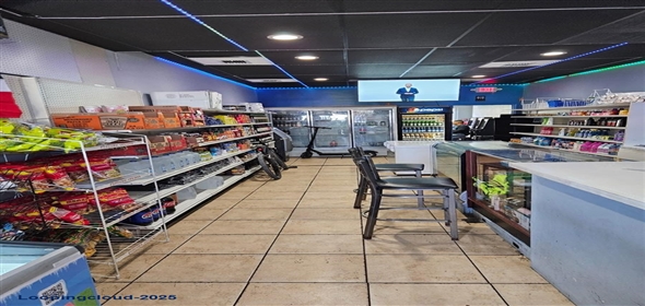 MIAMI, FL 33142 Miami Florida, 33142 | Nice Grocery Store