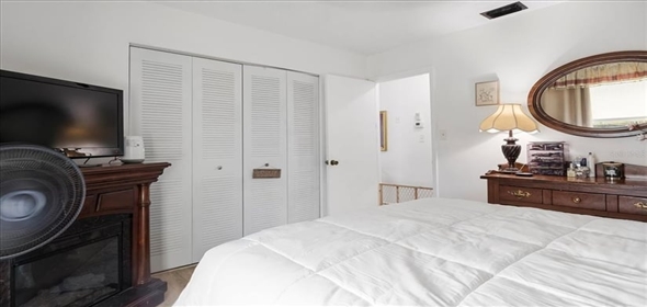 13368 Englewood ROAD Port Charlotte Florida, 33981 | Charming Home