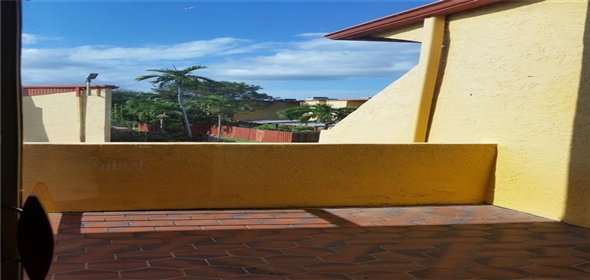 13701 SW 84 St # B Kendall Florida, 33183 | Comfortable Residential Condo