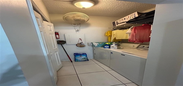 13701 SW 84 St # B Kendall Florida, 33183 | Comfortable Residential Condo