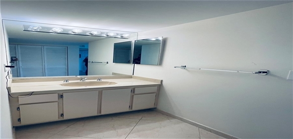 11111 Biscayne Blvd # 4E Biscayne Park Florida, 33181 | Stunning Residential Condo