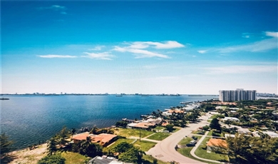 11111 Biscayne Blvd # 4E Biscayne Park Florida, 33181 | Stunning Residential Condo