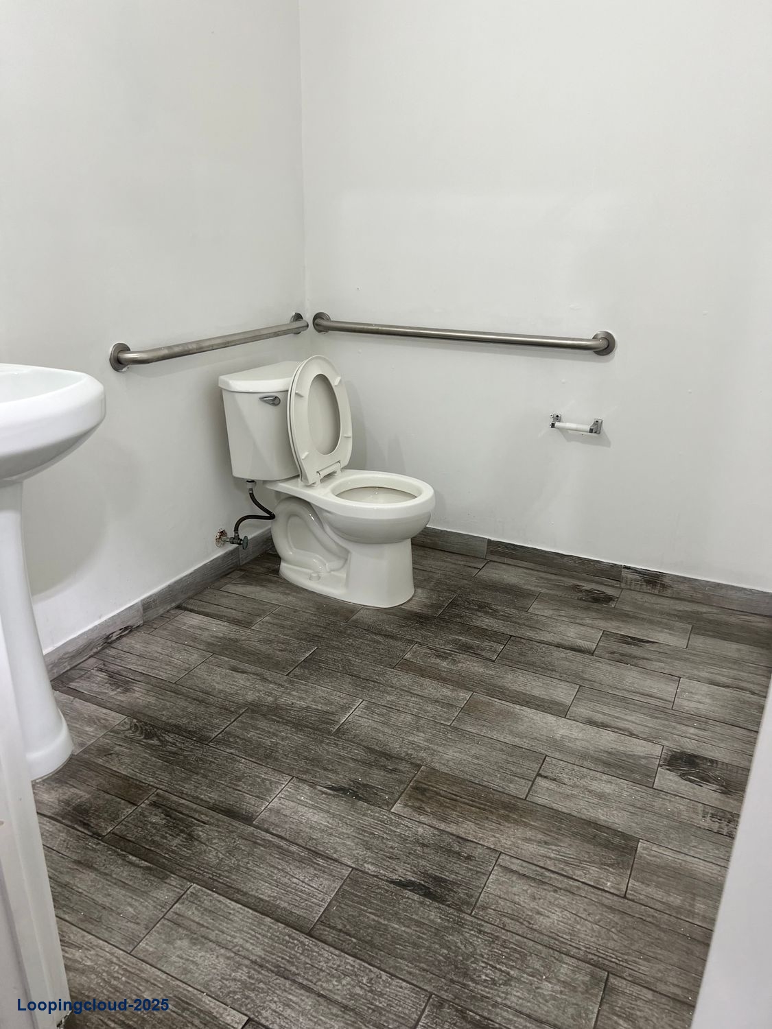 AIRPORT INDUSTRIAL CENTER