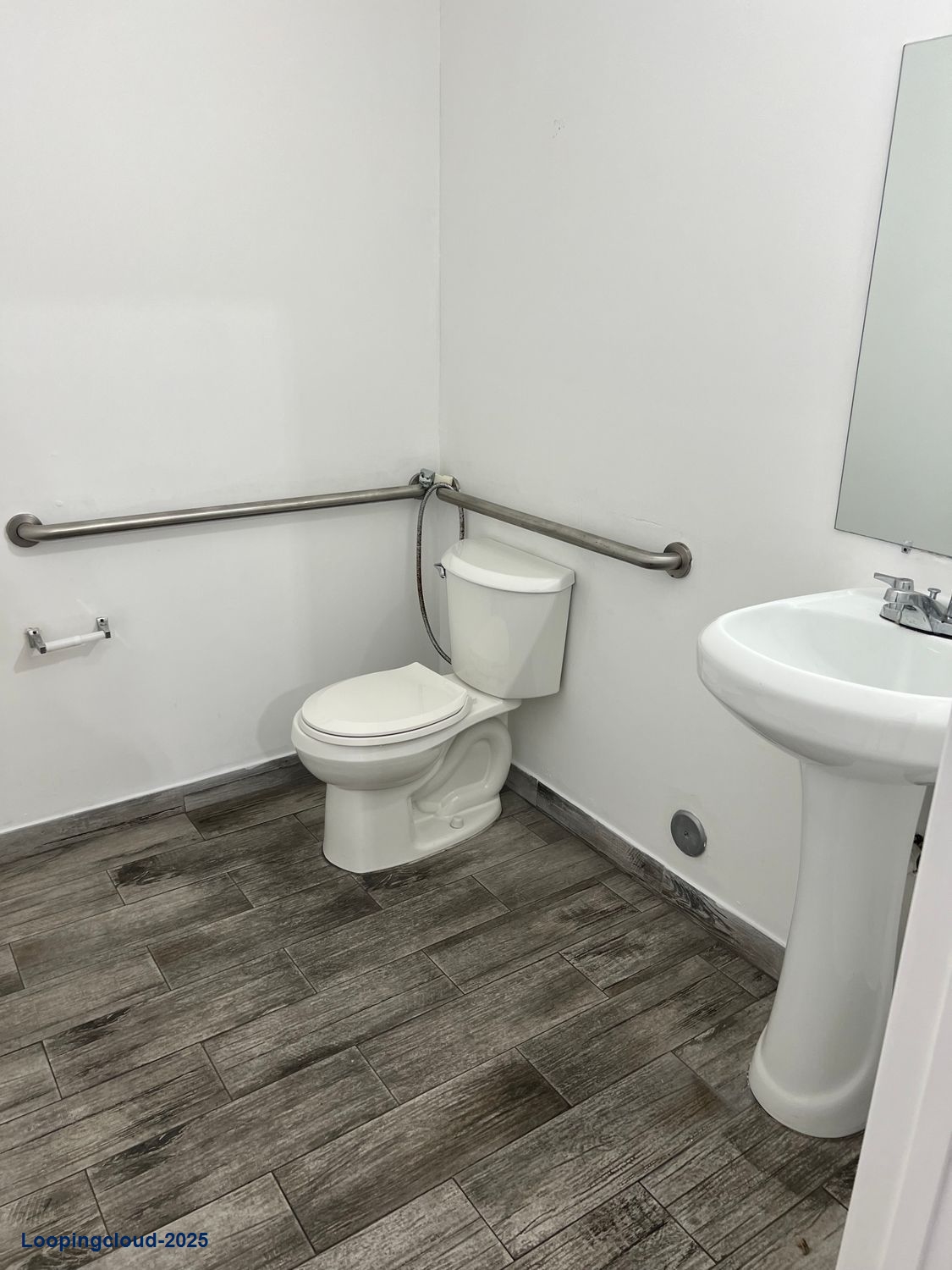 AIRPORT INDUSTRIAL CENTER