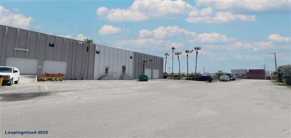 9384 NW 102nd Street Medley Florida, 33178 | Beautiful Warehouse Office