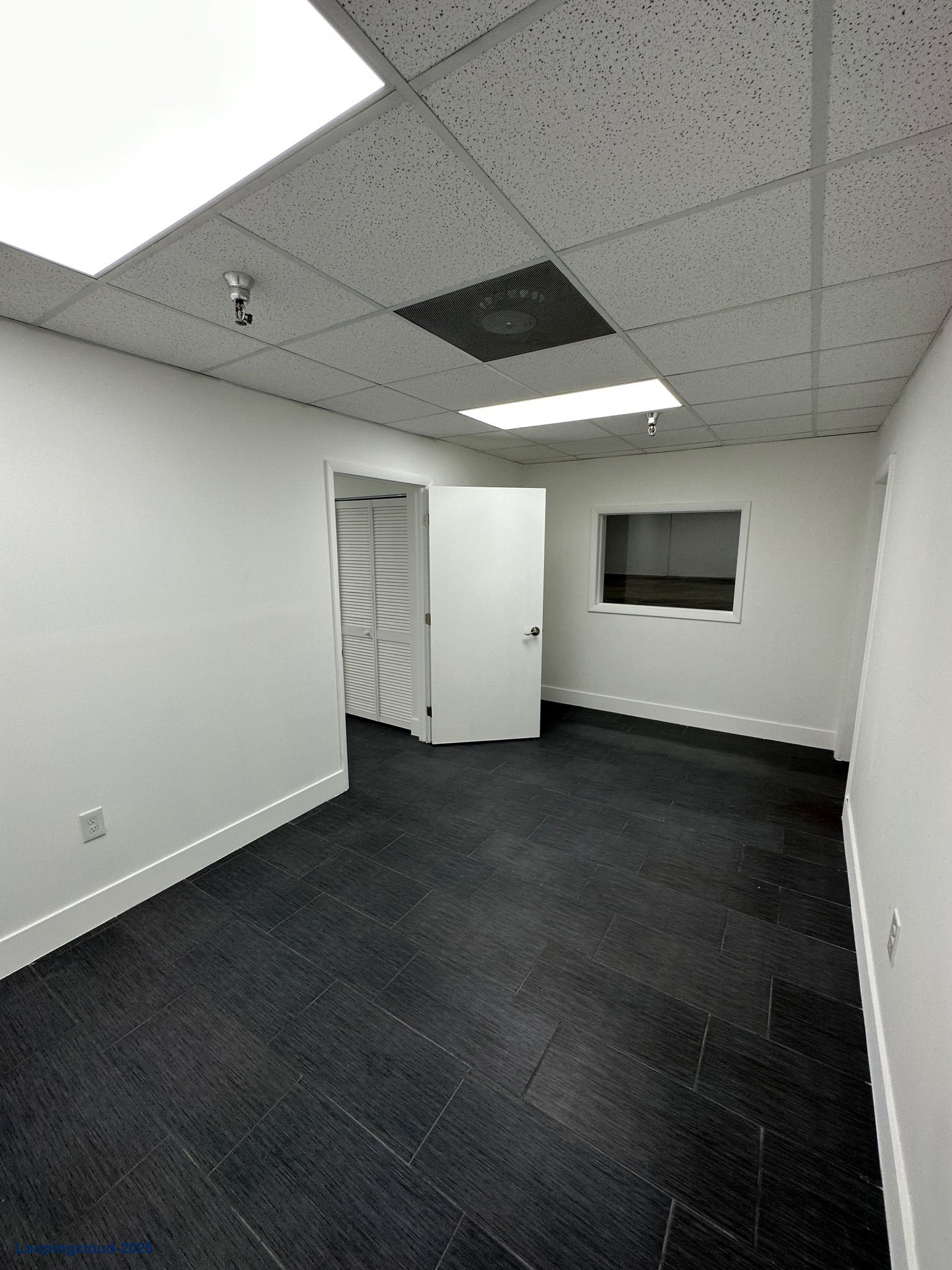 Great Warehouse + Office Space