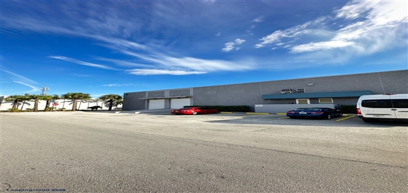 7620 NW 78th Terrace, Medley, Fl 33166 Medley Florida, 33166 | Great Warehouse + Office Space