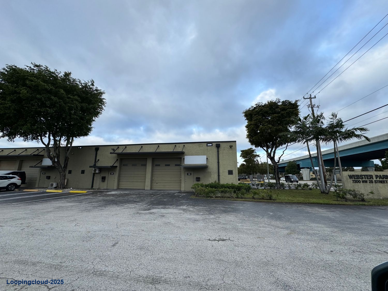 Nice Warehouse + Office Space