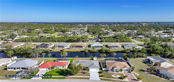 13632 CLARA LANE Port Charlotte Florida, 33981 | Charming and Comfortable Home