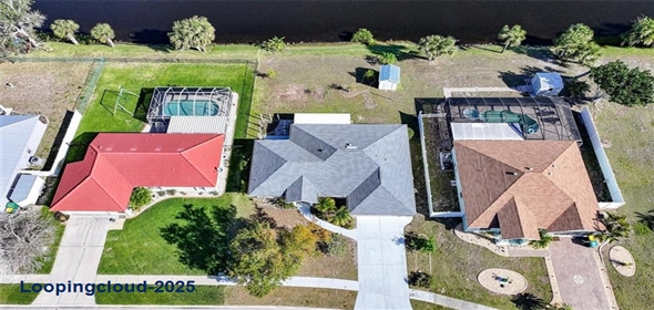 13632 CLARA LANE Port Charlotte Florida, 33981 | Charming and Comfortable Home