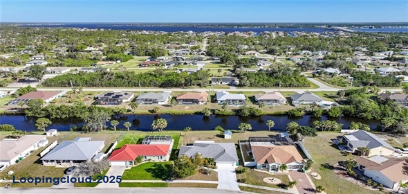 13632 CLARA LANE Port Charlotte Florida, 33981 | Charming and Comfortable Home