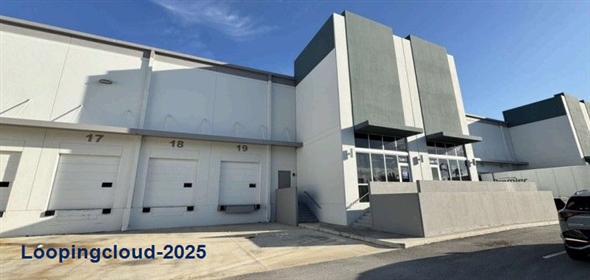 14001 NW 112 AVENUE #10 Hialeah Gardens Florida, 33018 | Beautiful Warehouse + Office