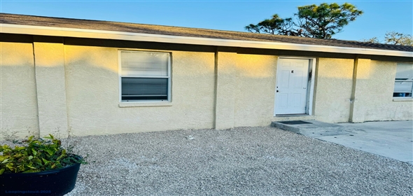 1913 3rd Avenue East Palmetto Florida, 34221 | 13% CASH-ON-CASH RETURN! THE PALMETTO PLACE APARTMENTS FOR SALE! (SELLER FINANCING AVAILABLE!)