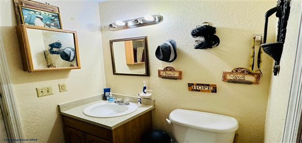 1913 3rd Avenue East Palmetto Florida, 34221 | 13% CASH-ON-CASH RETURN! THE PALMETTO PLACE APARTMENTS FOR SALE! (SELLER FINANCING AVAILABLE!)