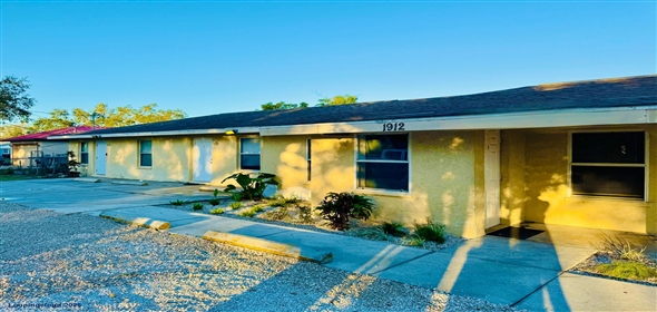 1913 3rd Avenue East Palmetto Florida, 34221 | 13% CASH-ON-CASH RETURN! THE PALMETTO PLACE APARTMENTS FOR SALE! (SELLER FINANCING AVAILABLE!)