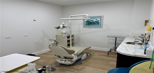 6519 Stadium Dr Zephyrhills Florida, 33542 | Move in Ready - Fully Equipped Dental Office