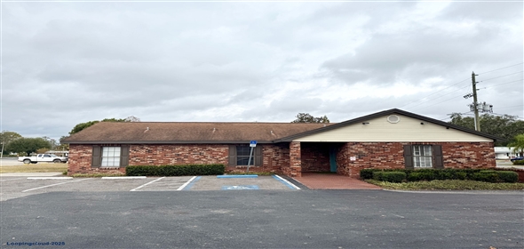 6519 Stadium Dr Zephyrhills Florida, 33542 | Move in Ready - Fully Equipped Dental Office