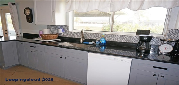 6249 DRUCKER CIRCLE Port Charlotte Florida, 33981 | Delightful One Story Home