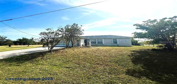 12143 DU BARRY AVENUE Port Charlotte Florida, 33981 | Beautiful Home in a Corner  Lot