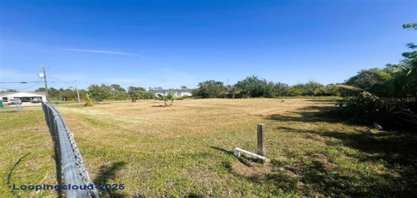 12143 DU BARRY AVENUE Port Charlotte Florida, 33981 | Beautiful Home in a Corner  Lot