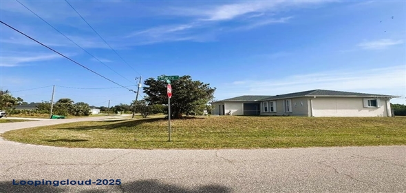 12143 DU BARRY AVENUE Port Charlotte Florida, 33981 | Beautiful Home in a Corner  Lot