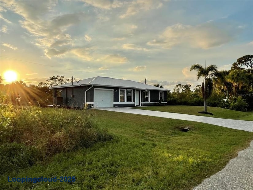 Home for Sale in Port Charlotte