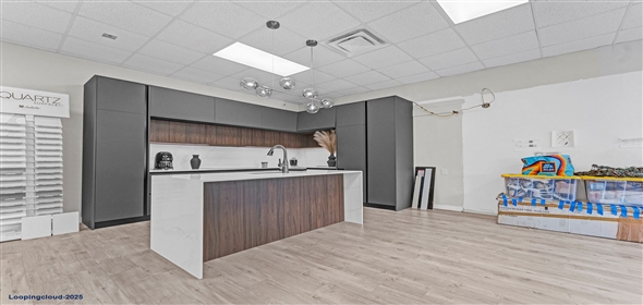 7330-32 NW 79th Terrace, Miami, FL 33166 Miami Florida, 33166 | Divisible Multi-Bay Warehouse