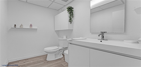 7330-32 NW 79th Terrace, Miami, FL 33166 Miami Florida, 33166 | Divisible Multi-Bay Warehouse