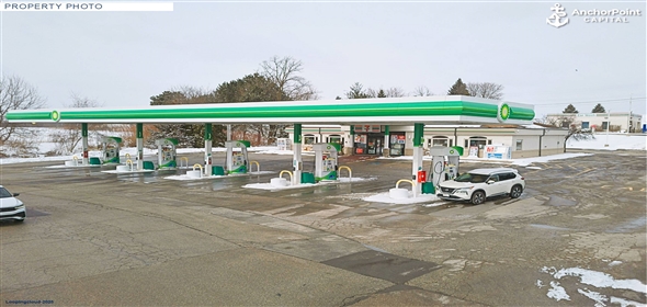 21350 Capitol Dr Pewaukee Wisconsin, 53072 | 7-Eleven