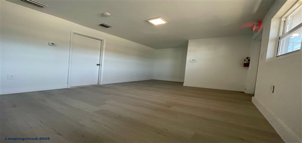 1665-69 West 33rd Place Hialeah Florida, 33012 | Nice Warehouse + Office space