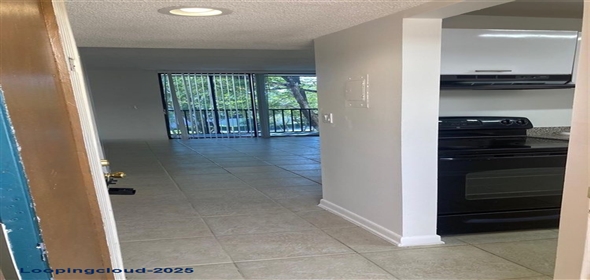 8420 SW 133rd Avenue Rd, Unit 422 Kendall Florida, 33183 | Beautiful Cozy Condo