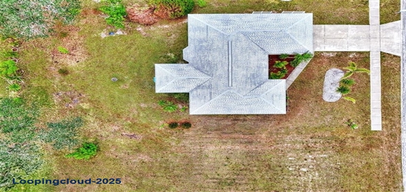 13284 BUCKETT CIRCLE Port Charlotte Florida, 33981 | Stunning 3-bedroom, 2-bathroom Home