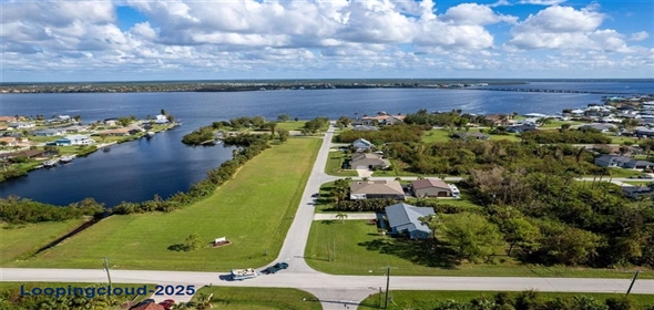 5214 NORLANDER DRIVE Port Charlotte Florida, 33981 | TURNKEY FURNISHED - READY TO MOVE IN OR RENT!!!