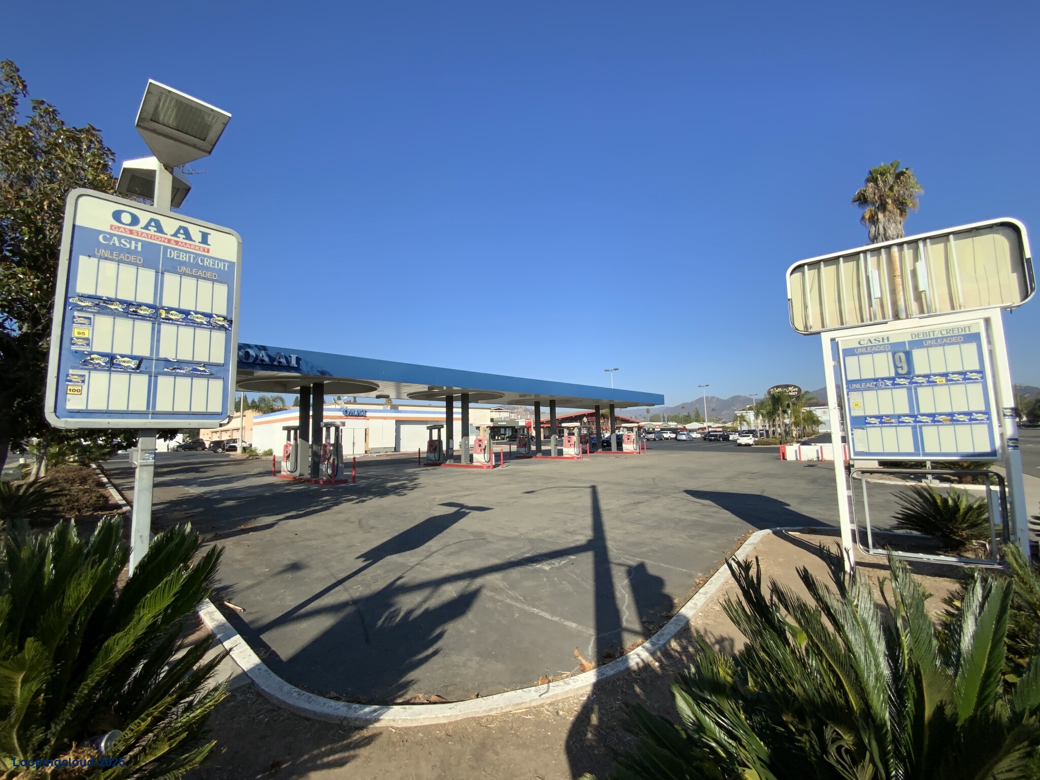 Exclusive service Station for Sale