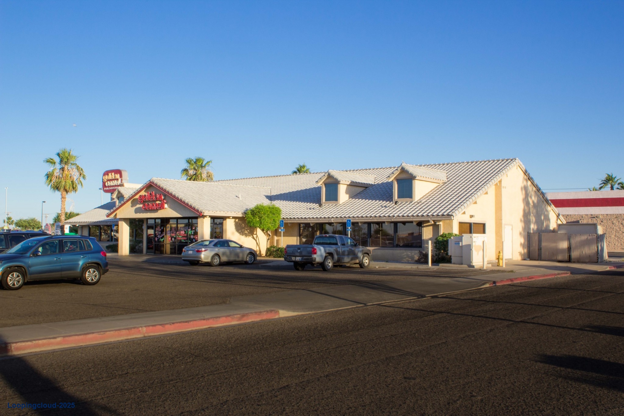 Golden Corral Buffet & Grill