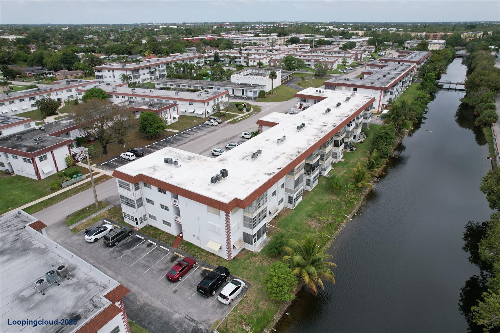 Cozy Residential Condo