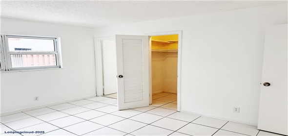 214 SW 1st St # 4 Pompano Beach Florida, 33060 | Charming Residential Condo