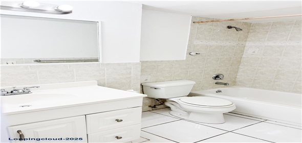 214 SW 1st St # 4 Pompano Beach Florida, 33060 | Charming Residential Condo