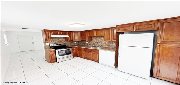 214 SW 1st St # 4 Pompano Beach Florida, 33060 | Charming Residential Condo