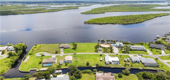 3328 PEACE RIVER DR Pt Charlotte Florida, 33983 | 3328 PEACE RIVER DR Punta Gorda