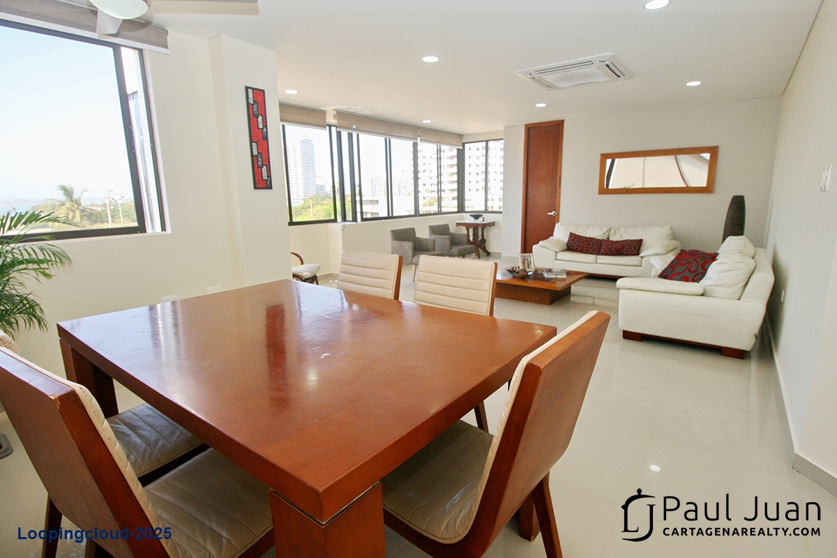 Updated Apartment in Prime Cartagena Location