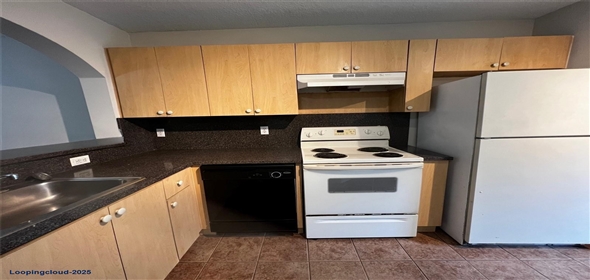2911 13 Av # 102 Homestead Florida, 33035 | Beautiful Condo