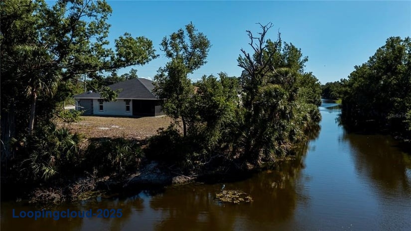 Private Waterfront Single Family Home on 200+ Ft Canal – New Roof, No HOA, Boater’s Dream!