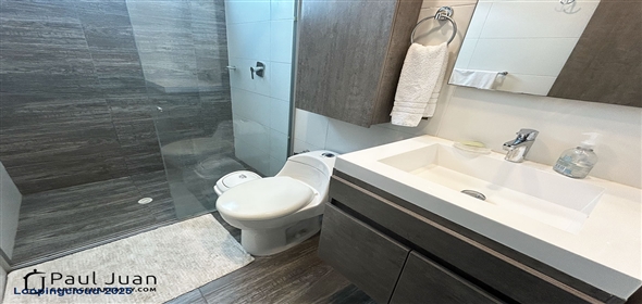 20th Street # 18-70.  Bolivar, 130001 | Impeccable 3-Bedroom Apartment with Study, Balcony & Garage – Move-In Ready!