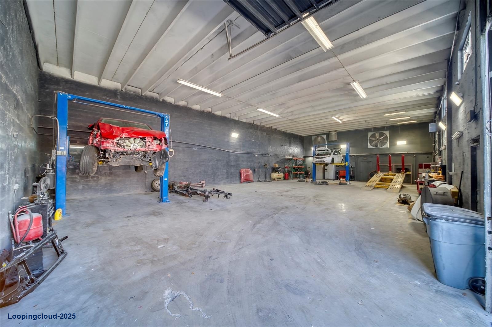 Great Body Repair Shop For Sale In Hialeah