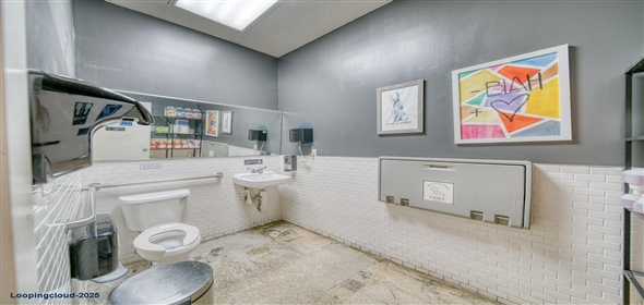 NORTH MIAMI BEACH, North Miami Beach Florida, 33160 | Cozy Cafe For Sale In North Miami Beach
